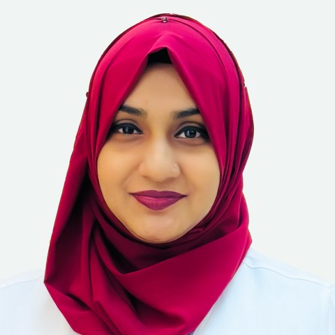 Dr. Faiza Ara Samia Khan, Senior Medical Officer at Farazy Dental Gulshan Branch